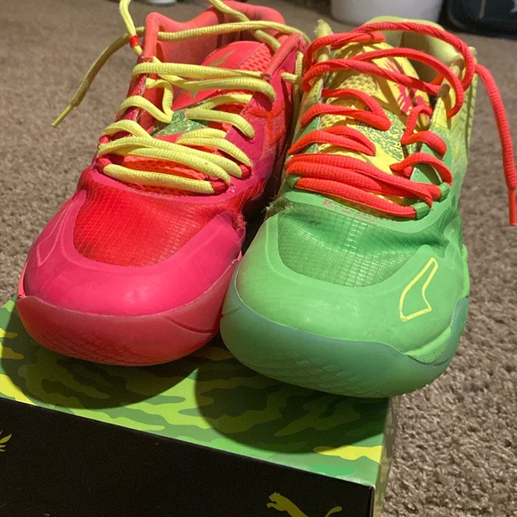 MB.01 x Rick and Morty - Picture 1 of 6